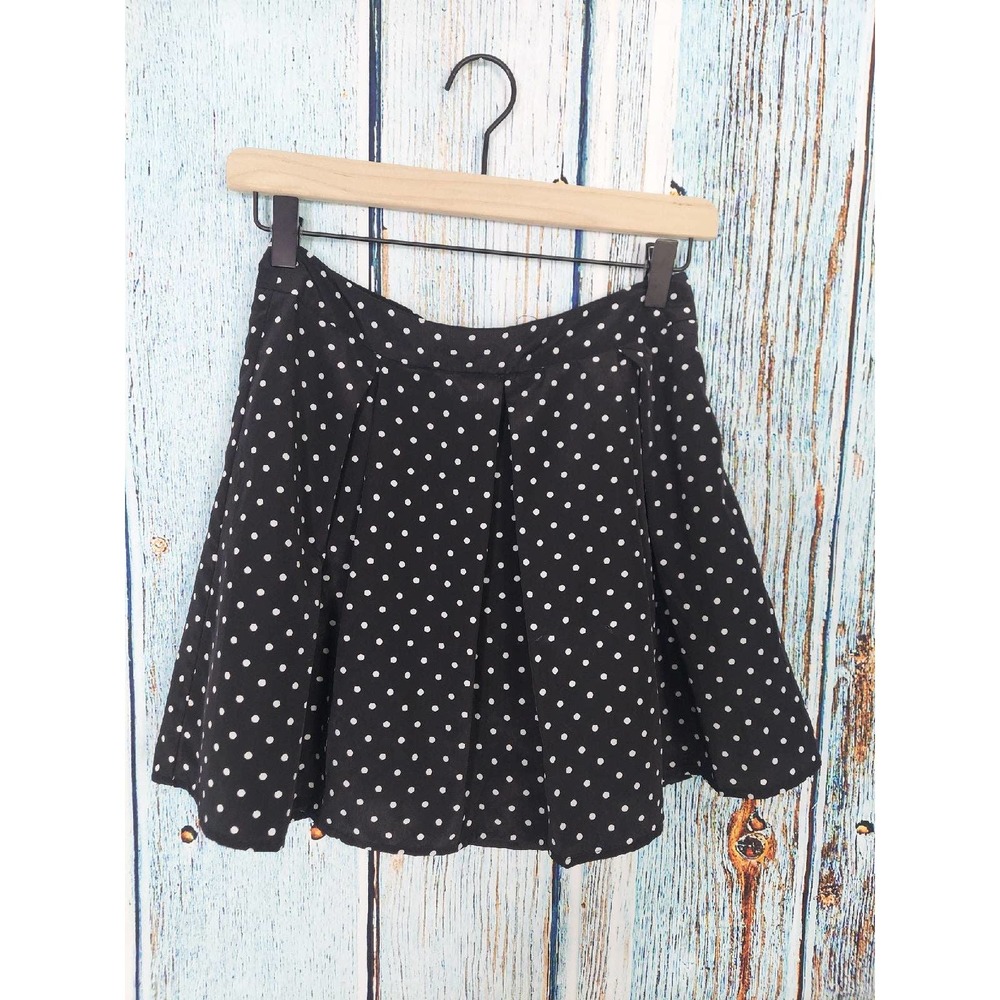Forever 21 Polka Dot Skirt